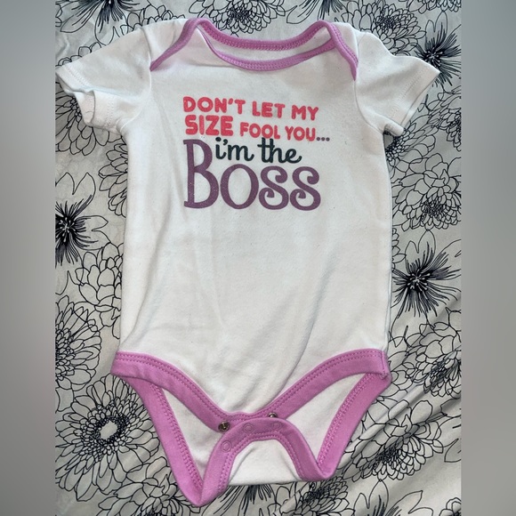 Infant 6 Set Bodysuits - Picture 2 of 14